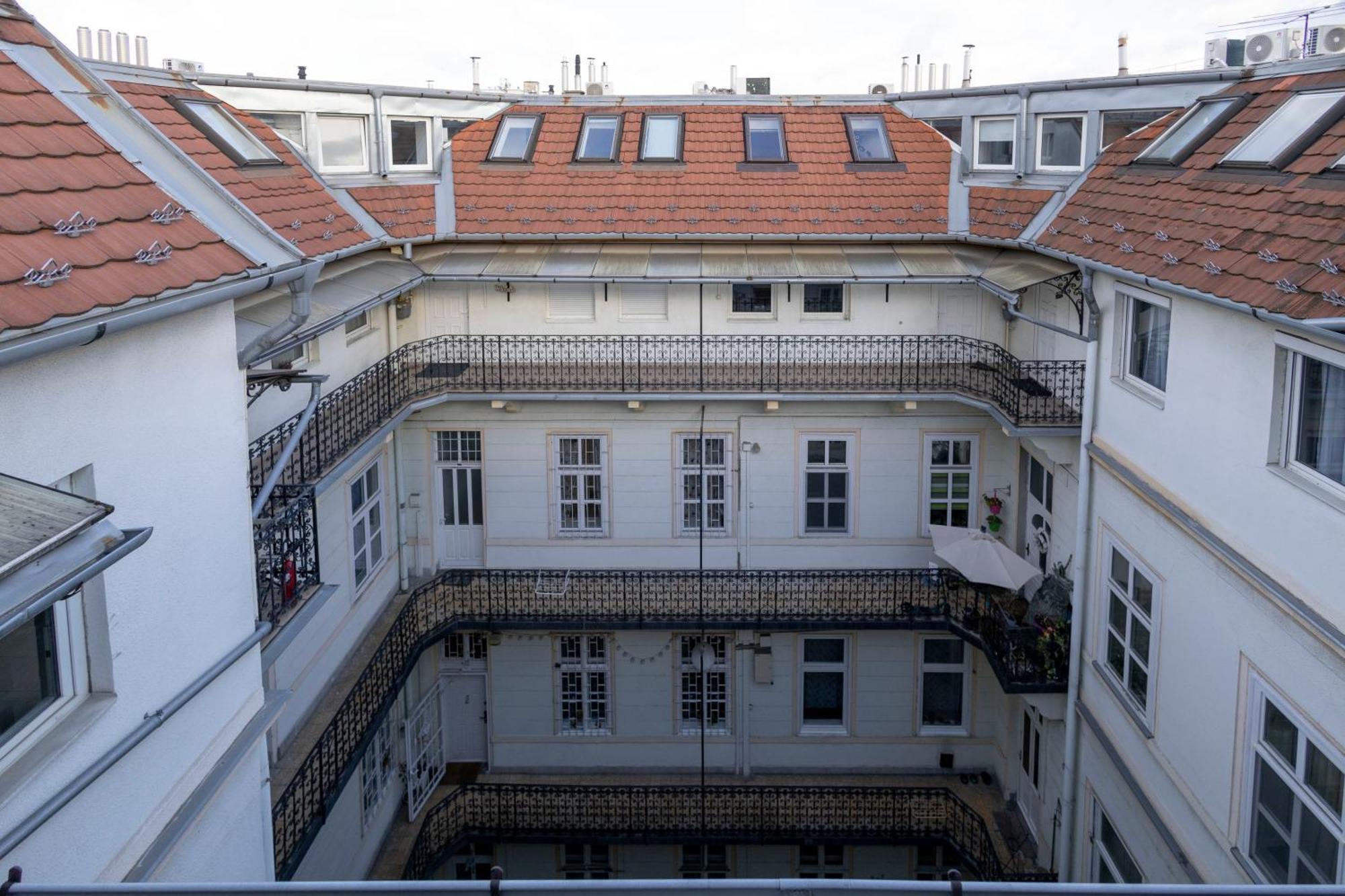 Naomi & Sophia Apartman Budapest Exterior foto